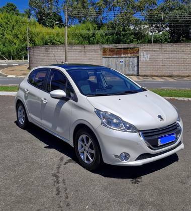 PEUGEOT 208 1.5 ALLURE 8V FLEX 4P MANUAL